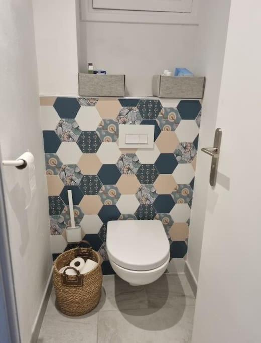 Superbe T3 Cosy, Parking Gratuit + Balcon Appartement Riom Buitenkant foto